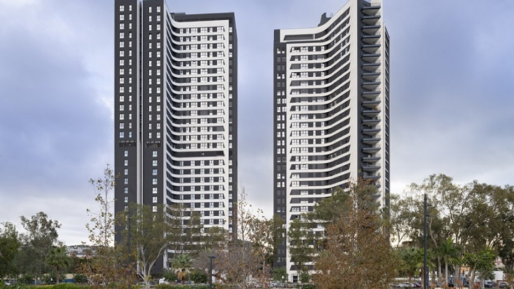 Torres Martiricos AQ Urban Sky
