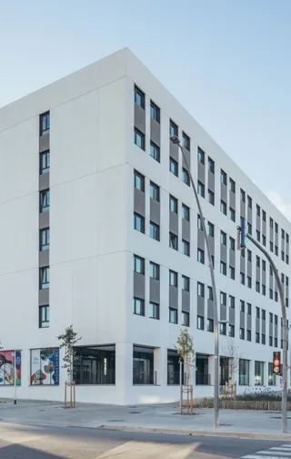 Residencia estudiantes Yugo Can Telar