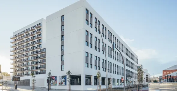 Residencia estudiantes Yugo Can Telar