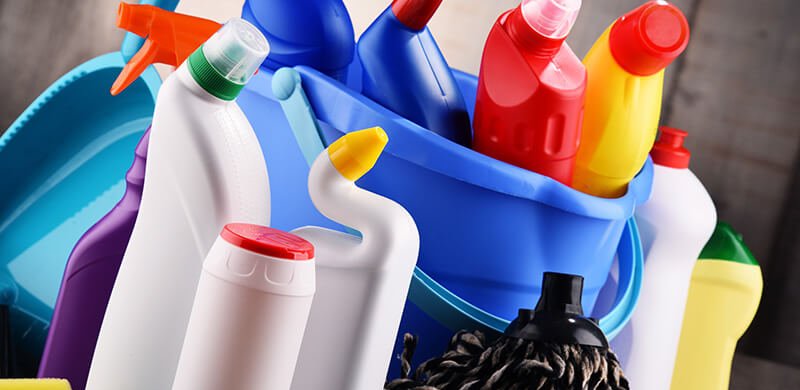 Sustancias peligrosas para los niños en el hogar