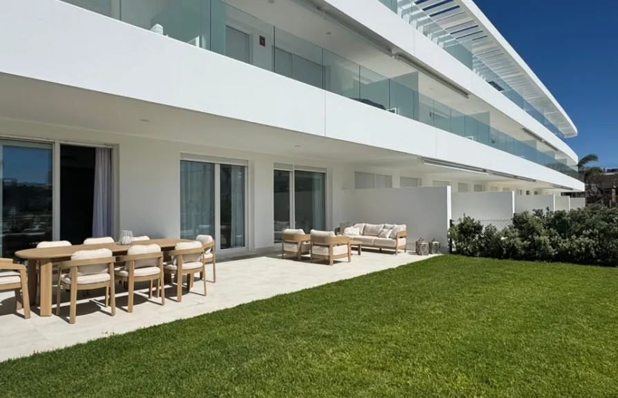 Ventanas con sistemas Kömmerling en Amenabar SEA