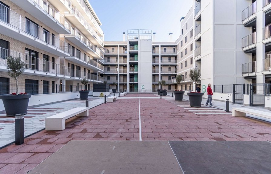 Patio interior Edificio Atrium